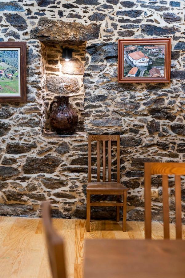 Hotel Donas E Cabaleiros Boqueixon Eksteriør billede